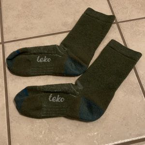 Thick wool hiking socks